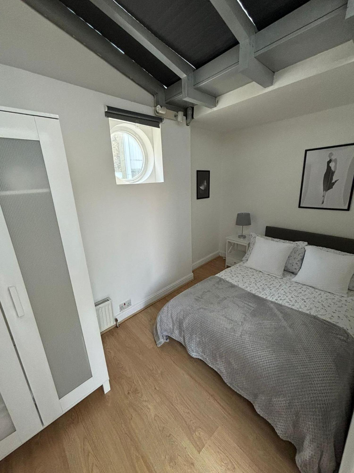 Ferienwohnung Top Floor Delightful Flat London Exterior foto